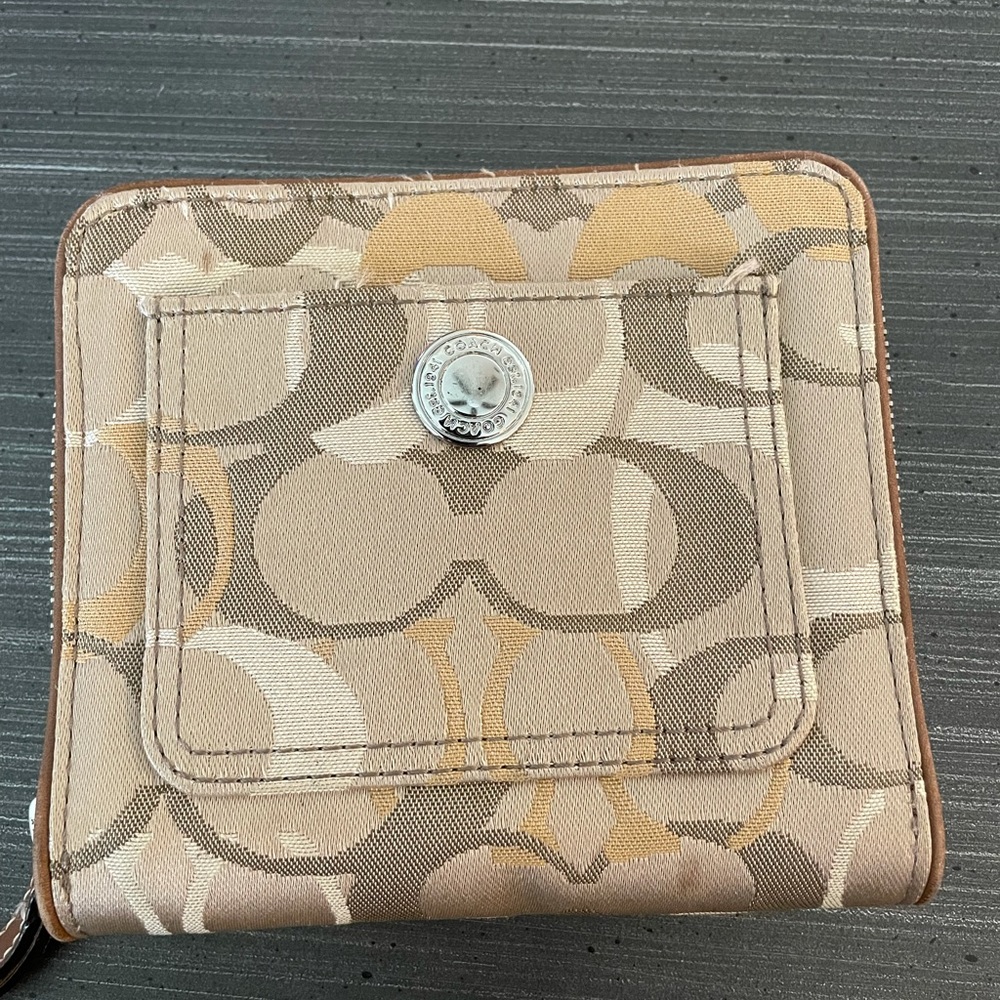 Coach Medium Zip Wallet- Brown/Gold/ Neutral